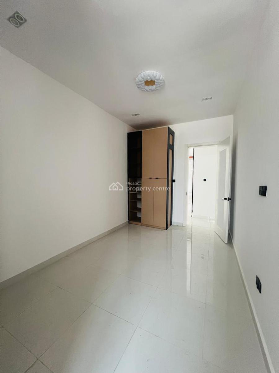 Premium and Tastefully Finished 2 Bedroom Apartment, Ologolo, Lekki Expressway, Lekki, Lagos, Flat / Apartment for Sale