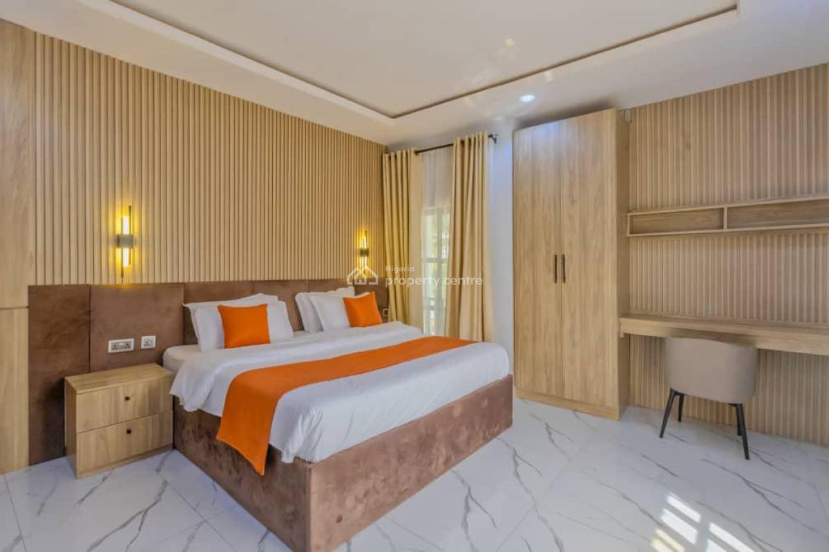 Amazing 2 Bedroom with Luxurious Comfort, Bukar Dipcharisma, Teslim Elias Street, Utako, Abuja, Flat / Apartment Short Let