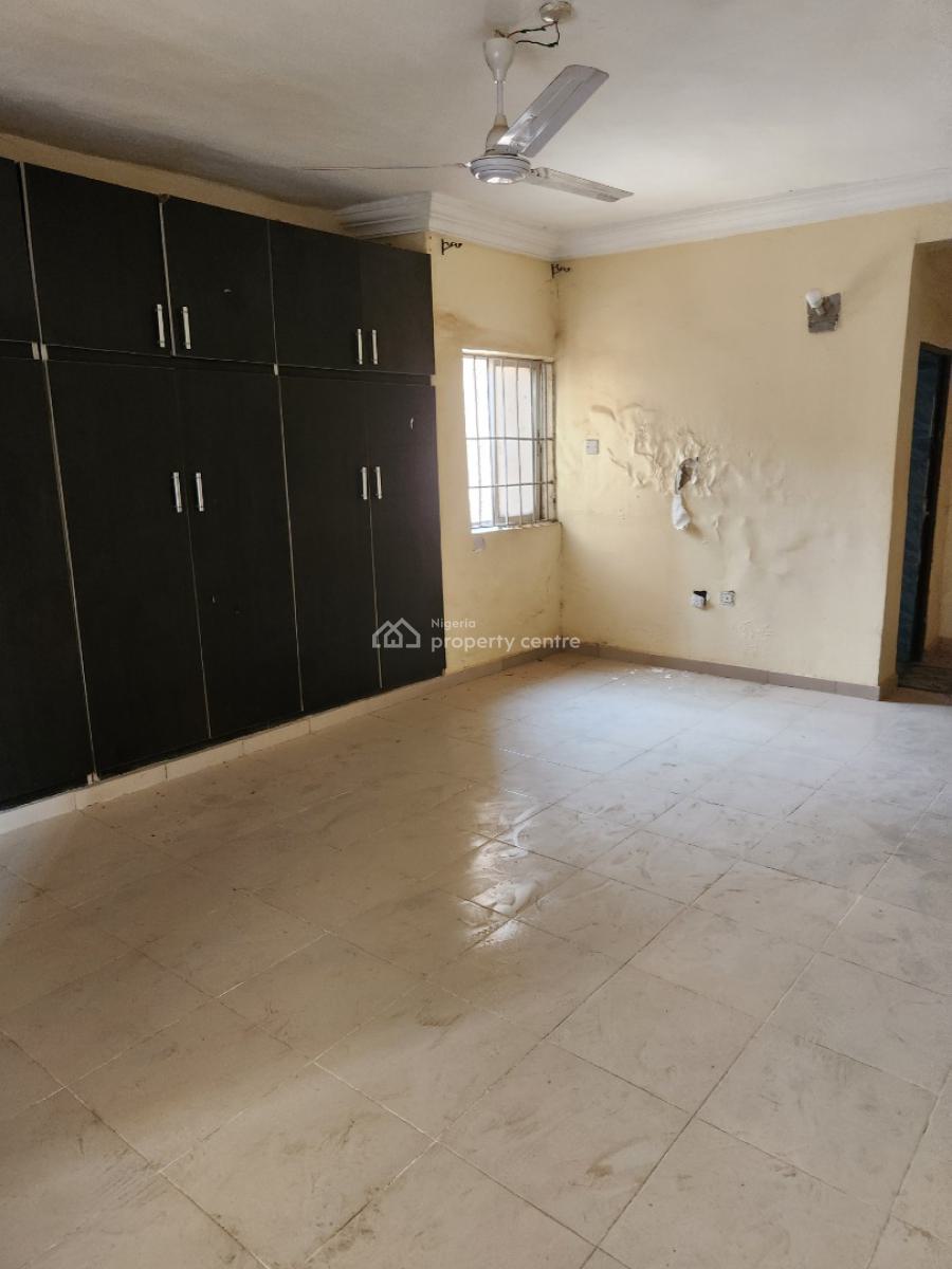 Cheap Spacious 3 Bedrooms, Gaduwa, Abuja, Flat / Apartment for Sale