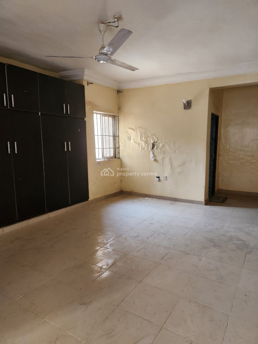 Cheap Spacious 3 Bedrooms, Gaduwa, Abuja, Flat / Apartment for Sale