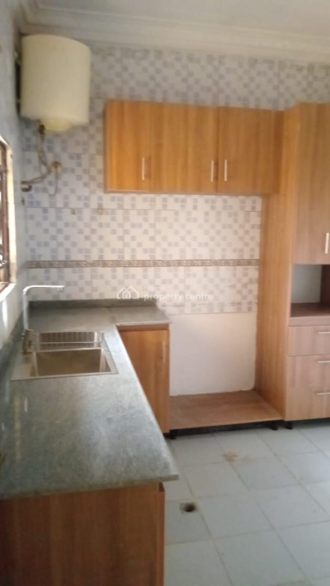 3 Bedrooms Flat with Bq, Off Kashim Ibrahim Way, Maitama District, Abuja, Flat / Apartment for Rent