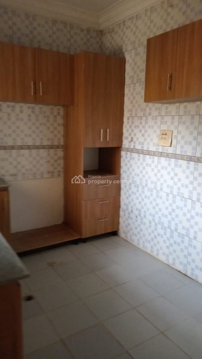 3 Bedrooms Flat with Bq, Off Kashim Ibrahim Way, Maitama District, Abuja, Flat / Apartment for Rent