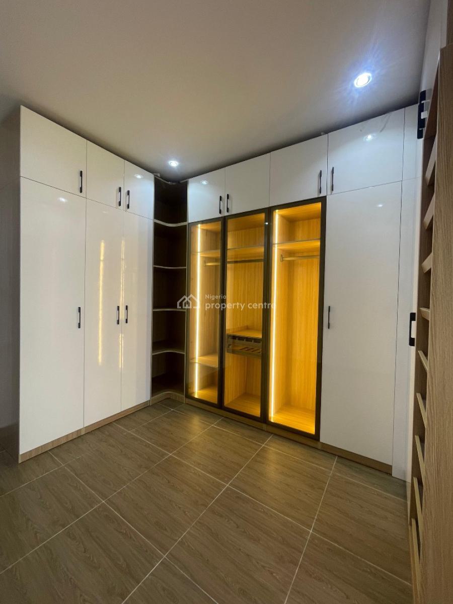 Exquisite 5-bedroom Semi-detached Duplex with Bq, Ajah, Lagos, Semi-detached Duplex for Sale