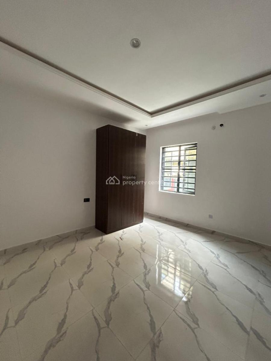 2-bedroom Apartment, Ologolo, Lekki, Lagos, Flat / Apartment for Rent
