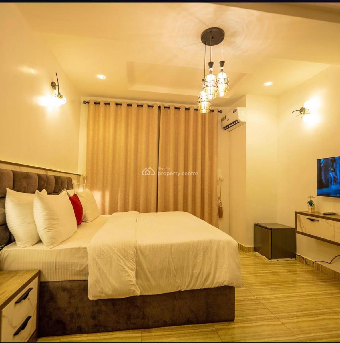 Cozy 3 Bedroom in a Serene Environment, Ada C. Okwuosa Street, Und St, Jahi, Abuja, Terraced Duplex Short Let