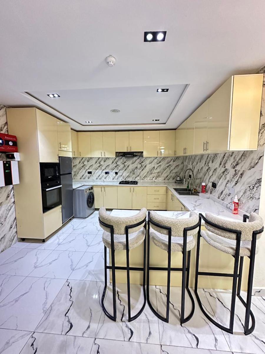 Fully Furnished 2 Bedroom in a Secured Estate, Ikate, Lekki, Lagos, Flat / Apartment for Rent