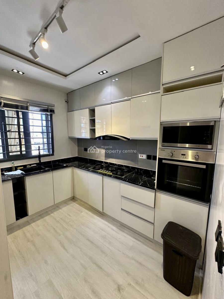 Beautifully Furnished Luxury 2 Bedroom Apartment, Ologolo, Lekki, Lagos, Flat / Apartment for Rent