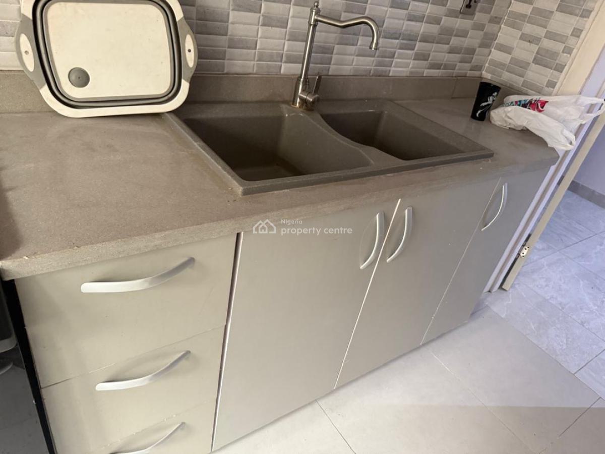 Fully Furnished and Serviced 2 Bedroom in a Secured Estate, Ikate, Lekki, Lagos, Flat / Apartment for Rent