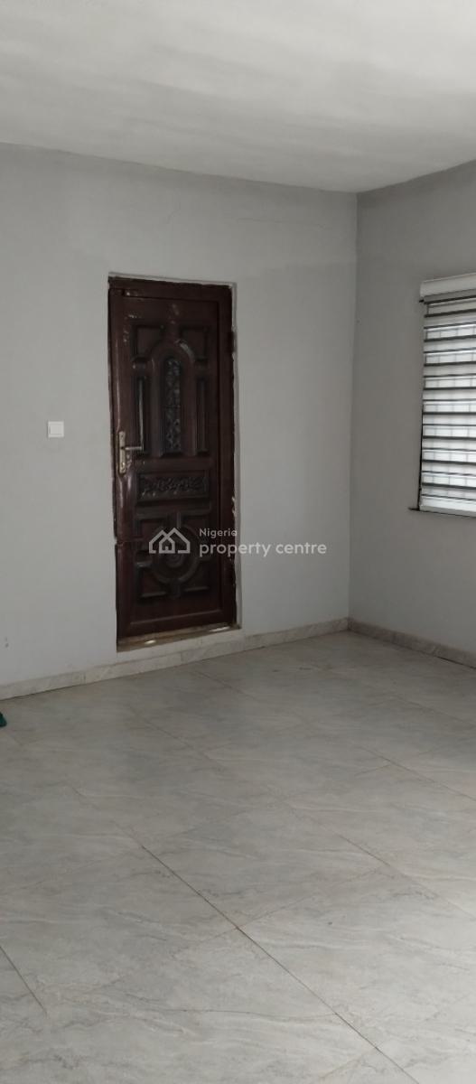 Clean and Spacious 2 Bedrooms Flat, Ojodu Berger, Denro, Ojodu, Lagos, Flat / Apartment for Rent