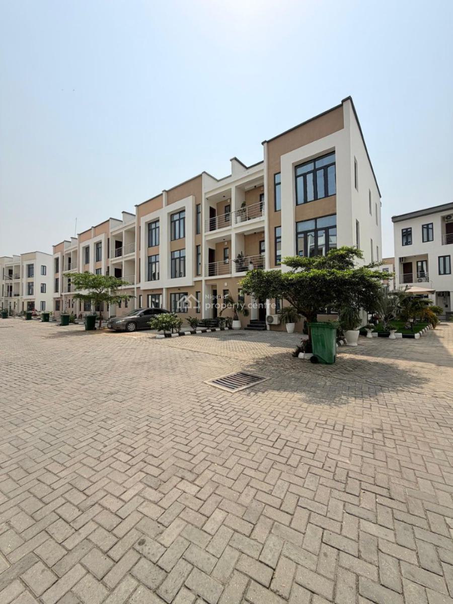 Tastefully Built 4 Bedroom Terrace Duplex with  Bq., Osapa, Lekki, Lagos, Terraced Duplex for Sale