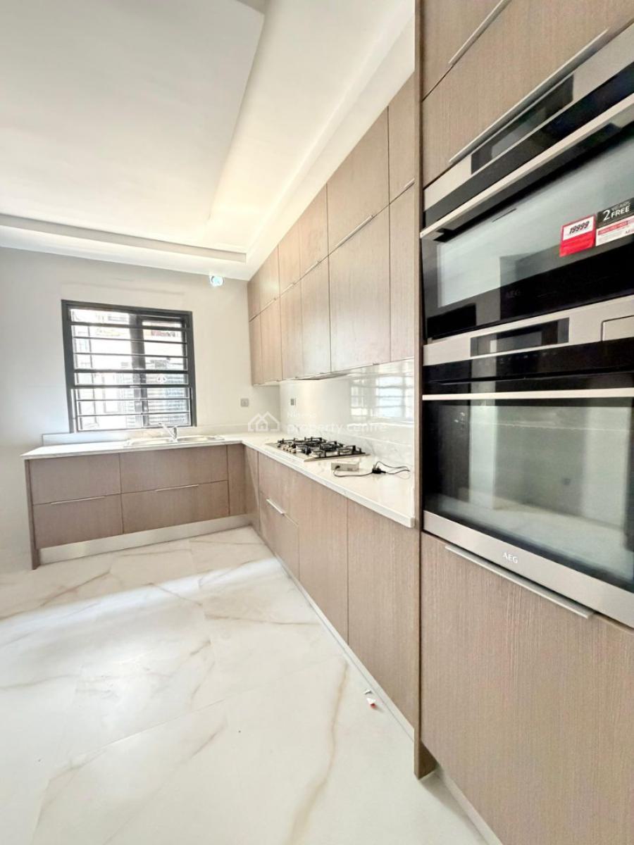 Tastefully Built 4 Bedroom Terrace Duplex with  Bq., Osapa, Lekki, Lagos, Terraced Duplex for Sale