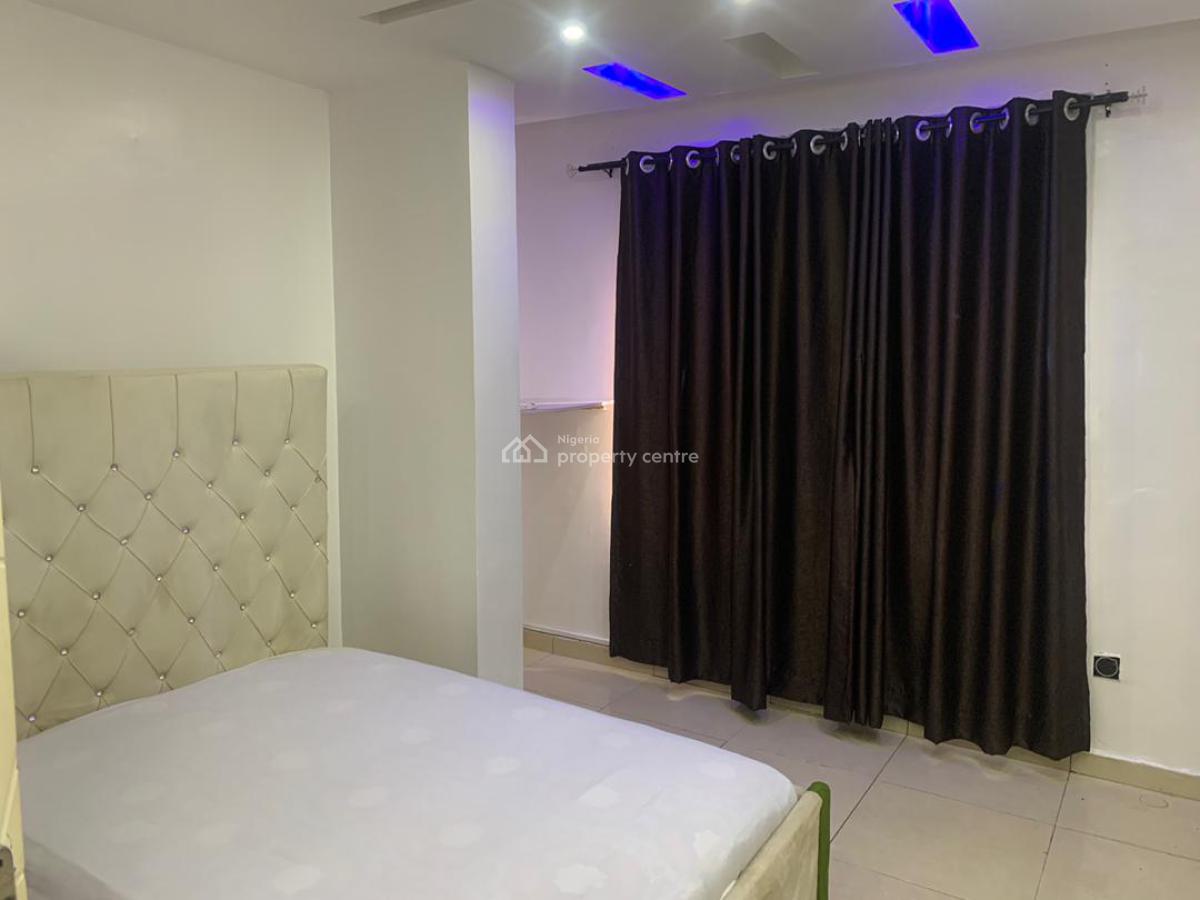 Semi Furnished 3 Bedroom Apartment, Victoria Island (vi), Lagos, Flat / Apartment for Rent