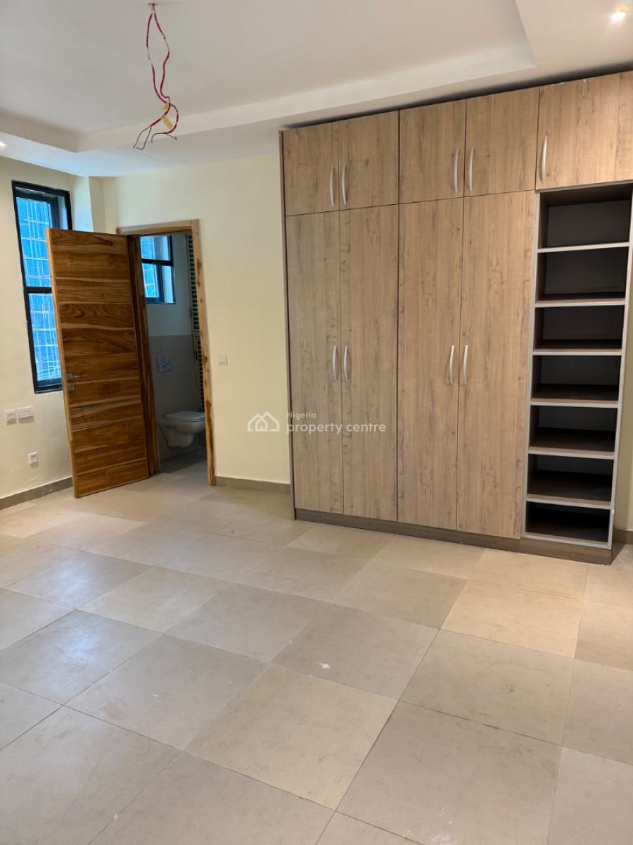 Massive and Luxury 3bedroom Apartment Apartmemt with Bq., Phase1, Lekki Phase 1, Lekki, Lagos, Flat / Apartment for Rent