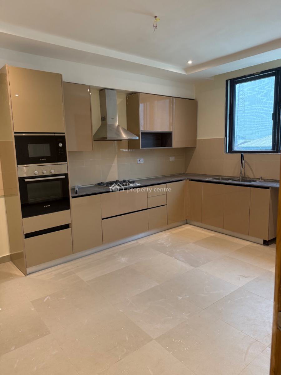 Massive and Luxury 3bedroom Apartment Apartmemt with Bq., Phase1, Lekki Phase 1, Lekki, Lagos, Flat / Apartment for Rent
