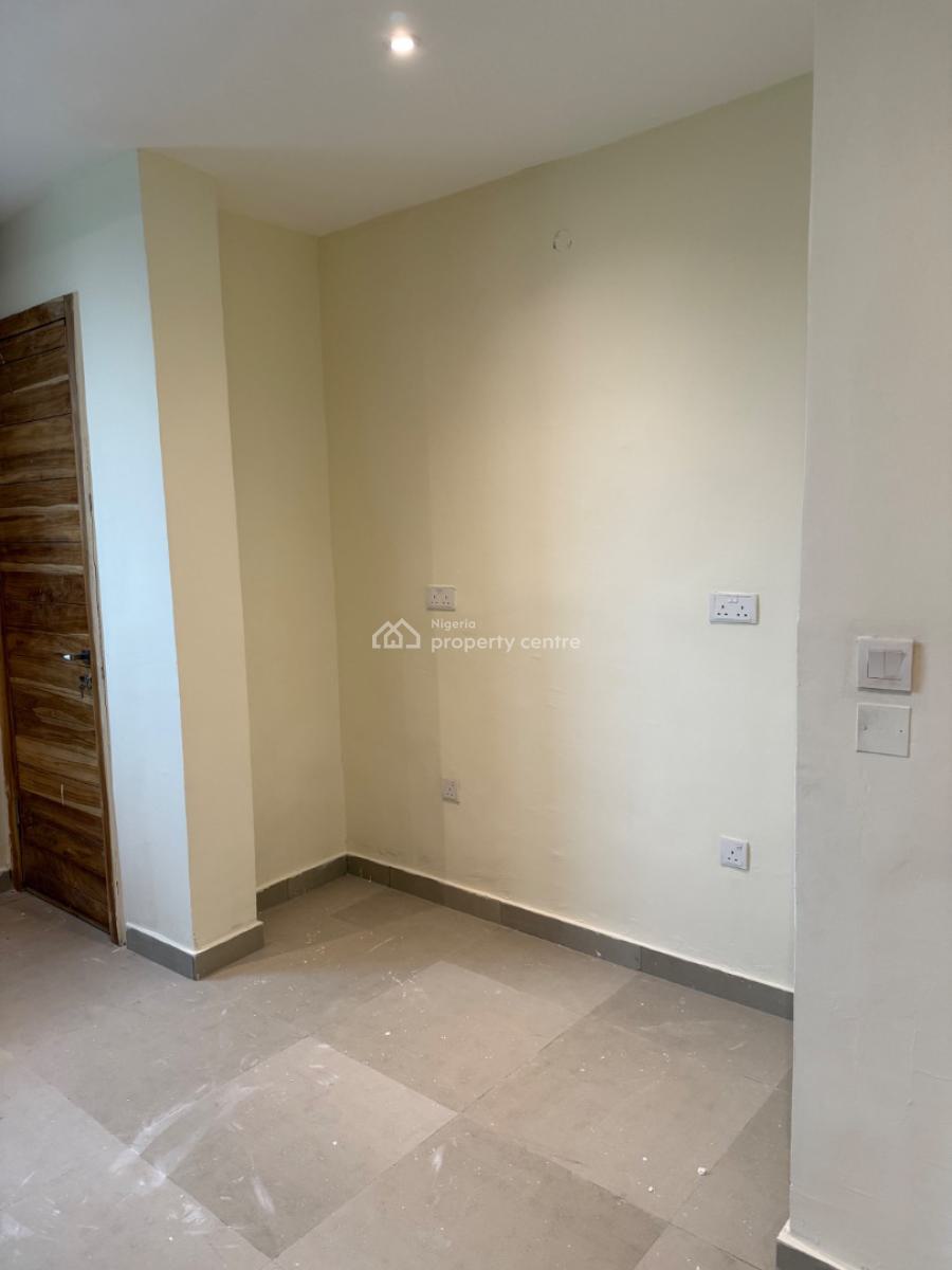 Massive and Luxury 3bedroom Apartment Apartmemt with Bq., Phase1, Lekki Phase 1, Lekki, Lagos, Flat / Apartment for Rent