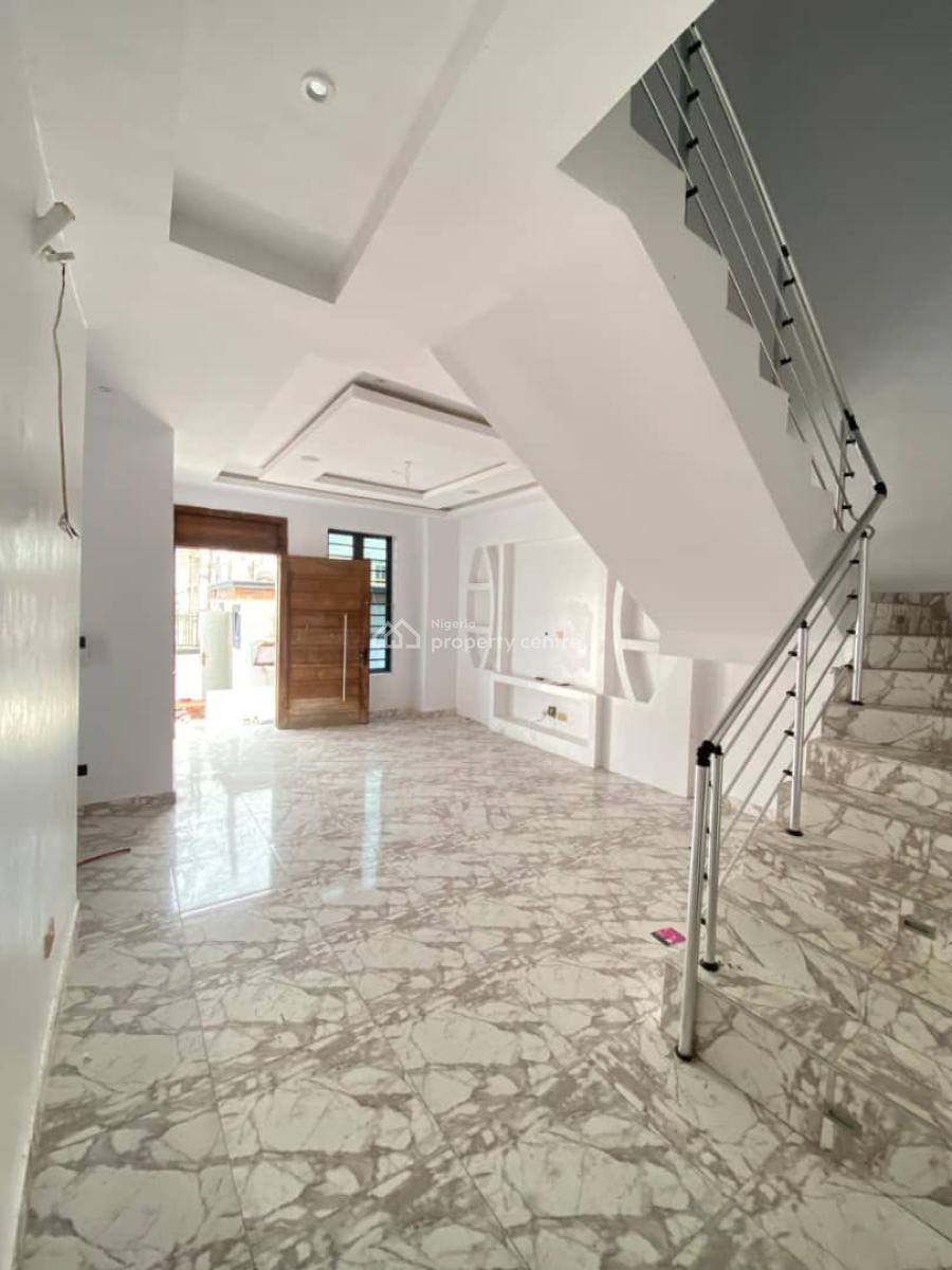 Exquisite and Spacious 4 Bedroom Semi Detached Duplex, Chevron Lekki( Suitable for Residential Or Commercial  Use), Lekki, Lagos, Semi-detached Duplex for Rent