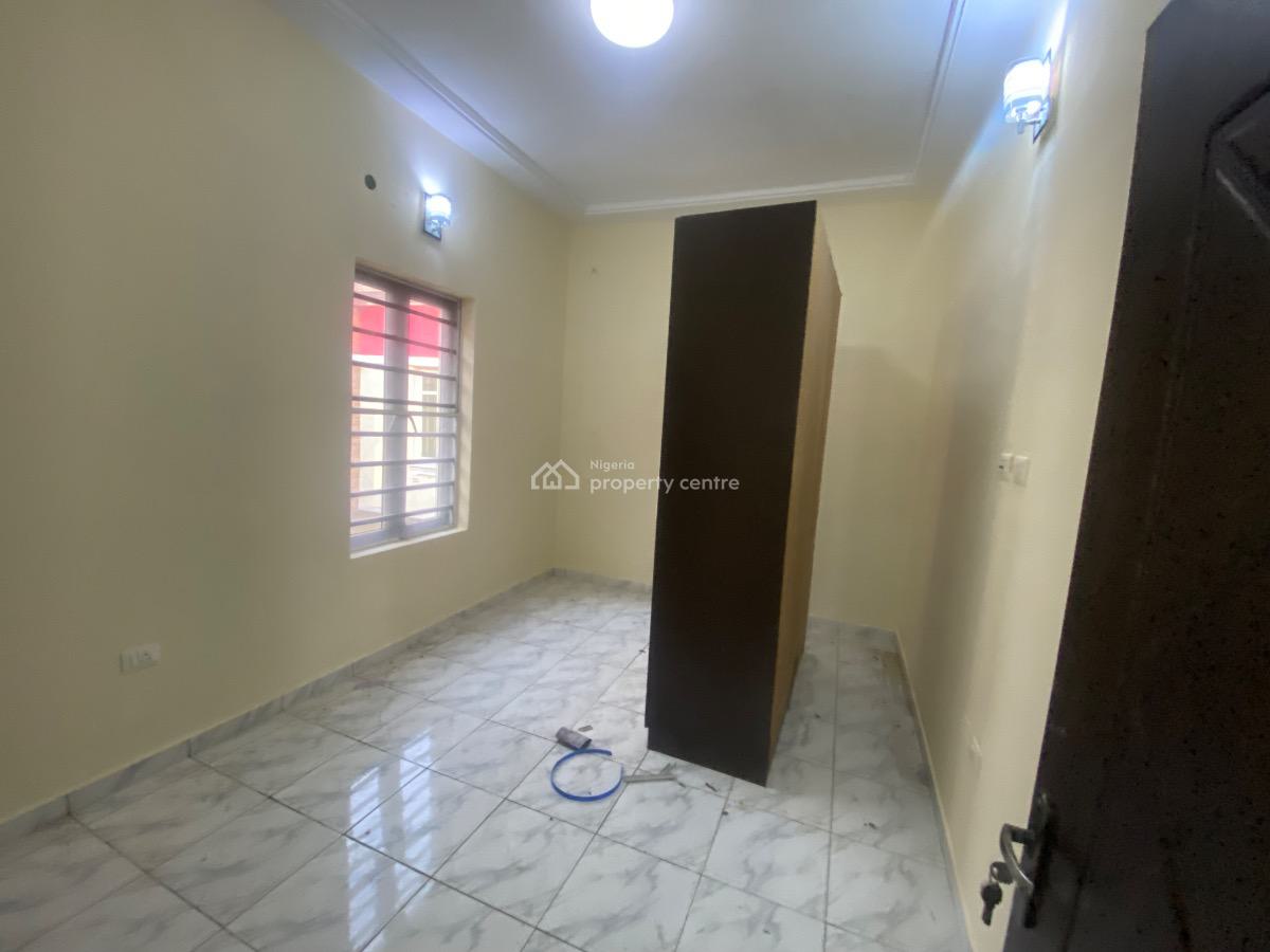 4 Bedroom Semi-detached House with Bq and Gate House in a Gated Estate, Ologolo, Lekki, Lagos, Semi-detached Duplex for Rent