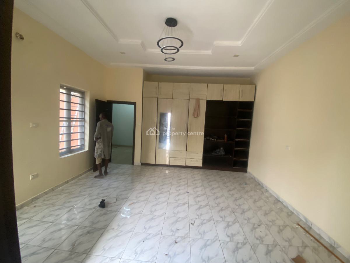 4 Bedroom Semi-detached House with Bq and Gate House in a Gated Estate, Ologolo, Lekki, Lagos, Semi-detached Duplex for Rent