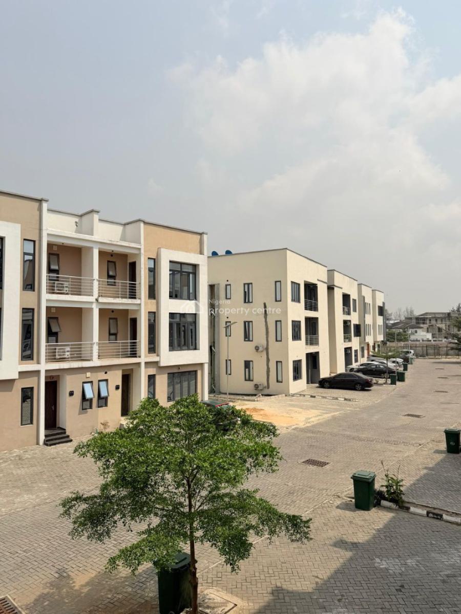 Tastefully Built 4 Bedroom Terrace Duplex with Bq in a Secured Estate, Osapa, Lekki, Lagos, Terraced Duplex for Sale