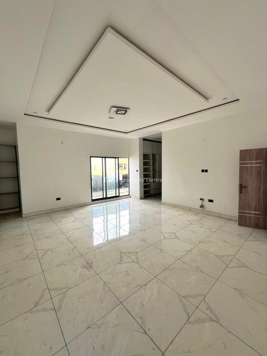 Spacious 5-bedroom Detached House with Cinema Room, Gym & Bq, Ologolo, Lekki, Lagos, Detached Duplex for Sale
