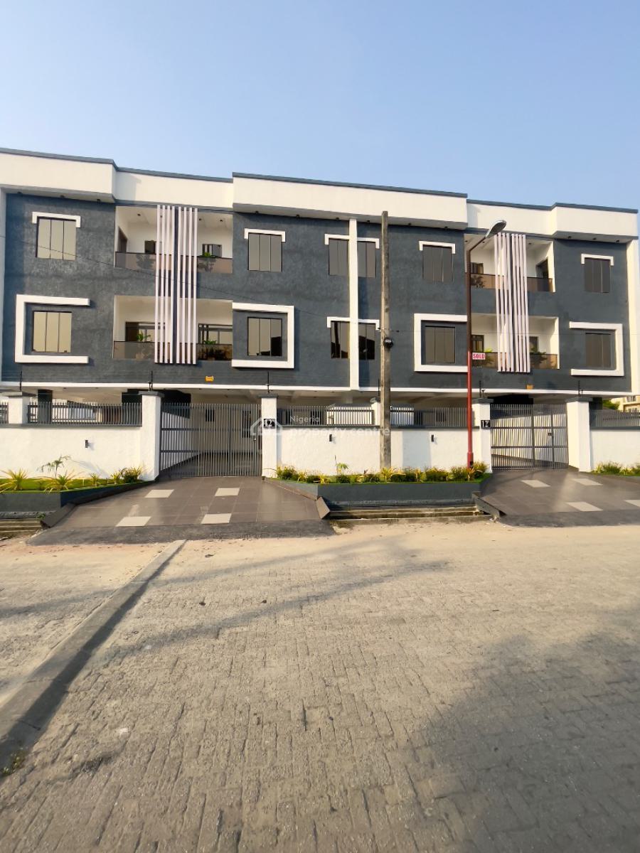 Exclusively Finished  4 Bedroom Terrace Duplex with Private Compound & Bq, Lekki Phase 1, Lekki, Lagos, Terraced Duplex for Sale