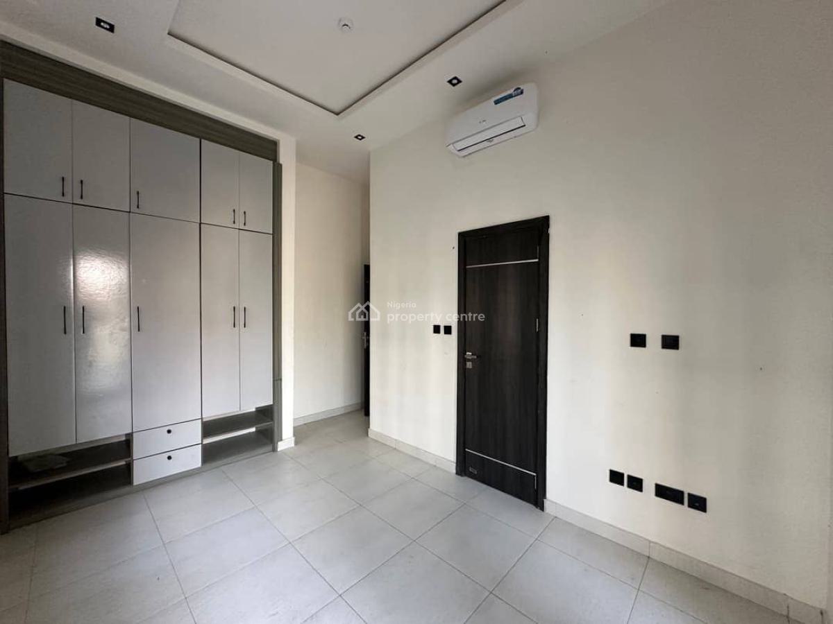 Luxury 2 Bedroom Apartment, Lekki Phase 1, Lekki, Lagos, Flat / Apartment for Rent
