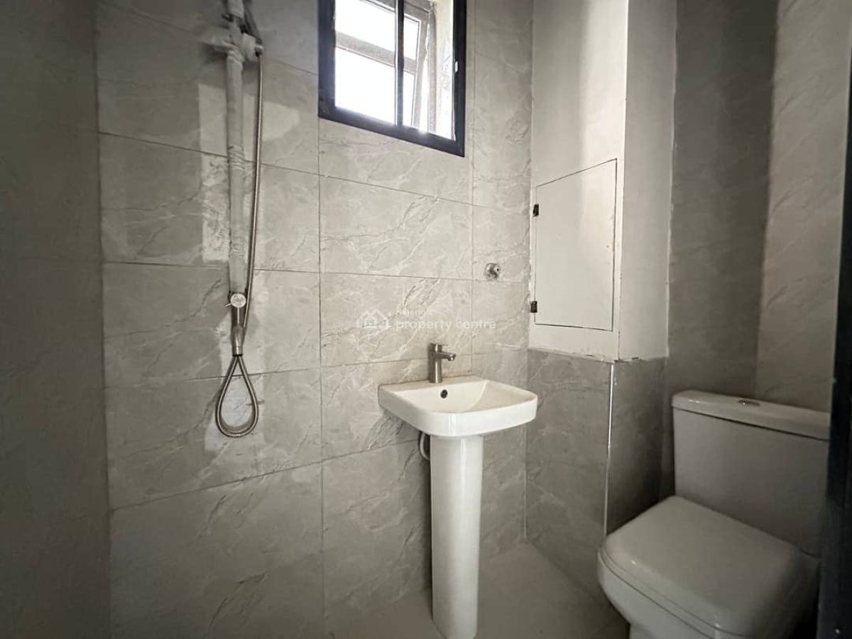 Luxury 2 Bedroom Apartment, Lekki Phase 1, Lekki, Lagos, Flat / Apartment for Rent