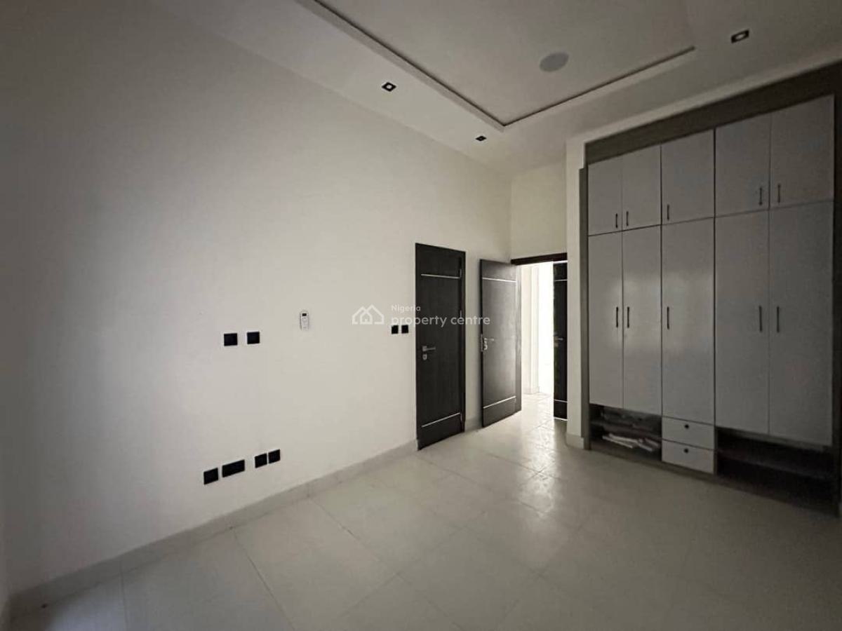 Luxury 2 Bedroom Apartment, Lekki Phase 1, Lekki, Lagos, Flat / Apartment for Rent