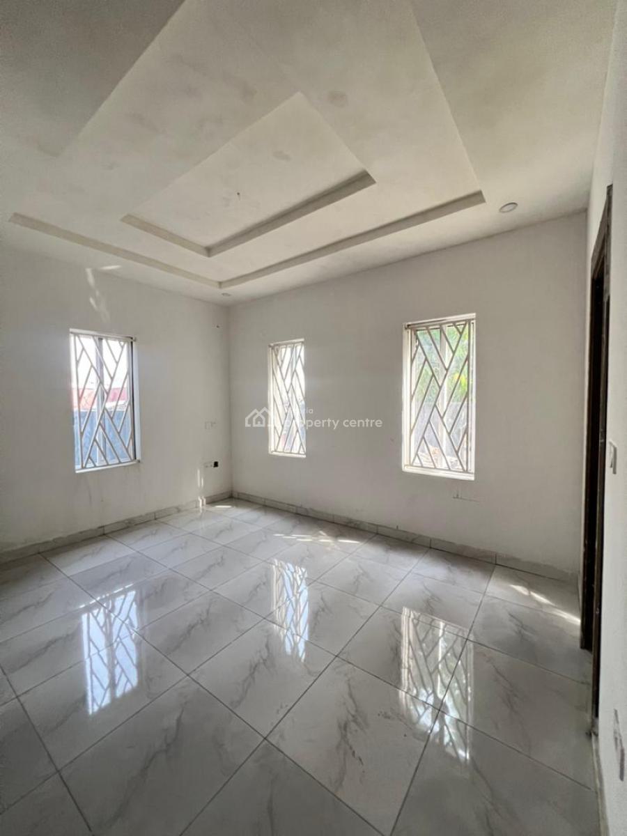 Now Available, Mobil Road, Ilaje, Ajah, Lagos, Flat / Apartment for Sale