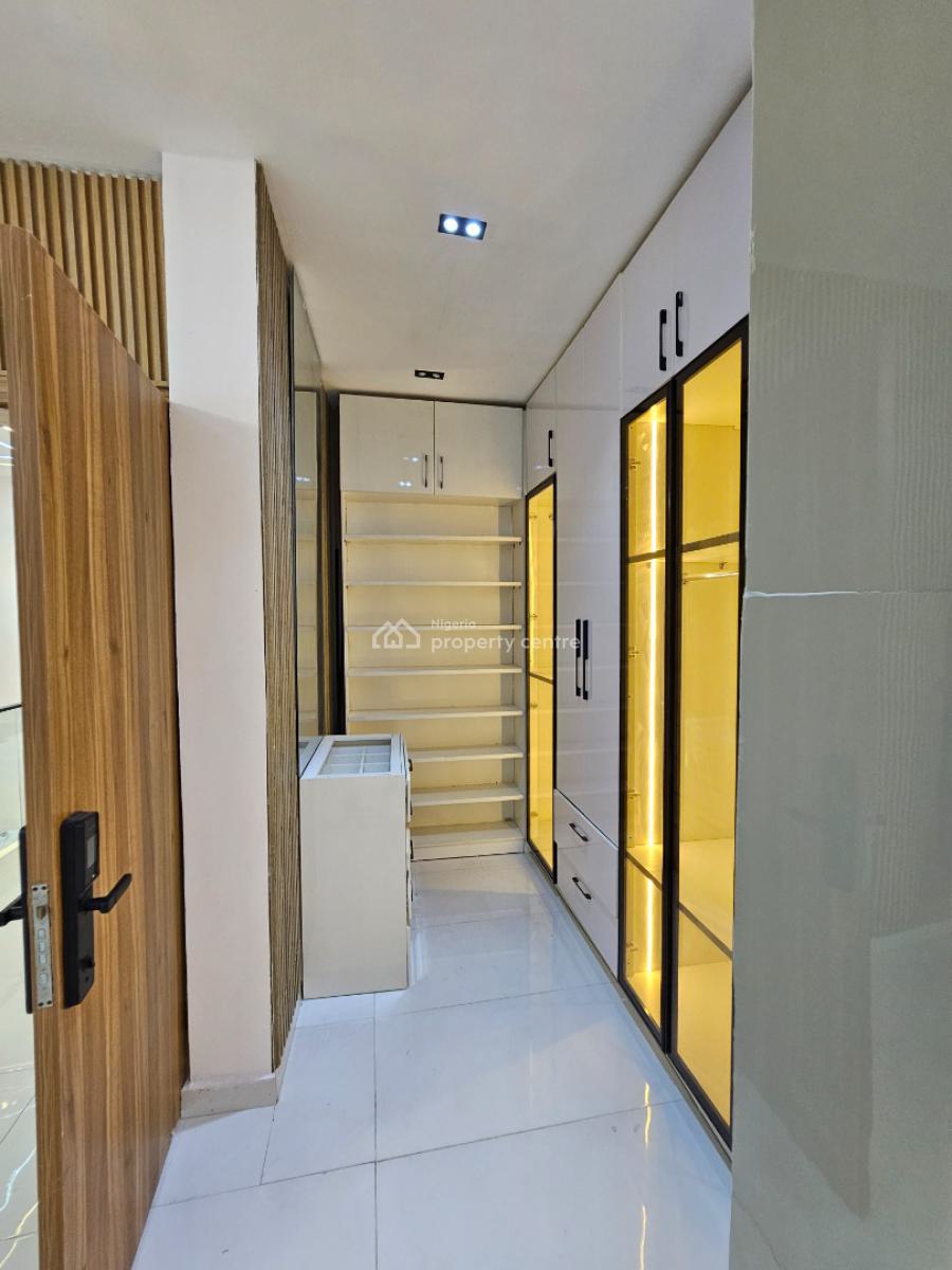5 Bedrooms Fully Detached Duplex with Bq Swimming Pool and Bq, Ajah, Lagos, Detached Duplex for Sale