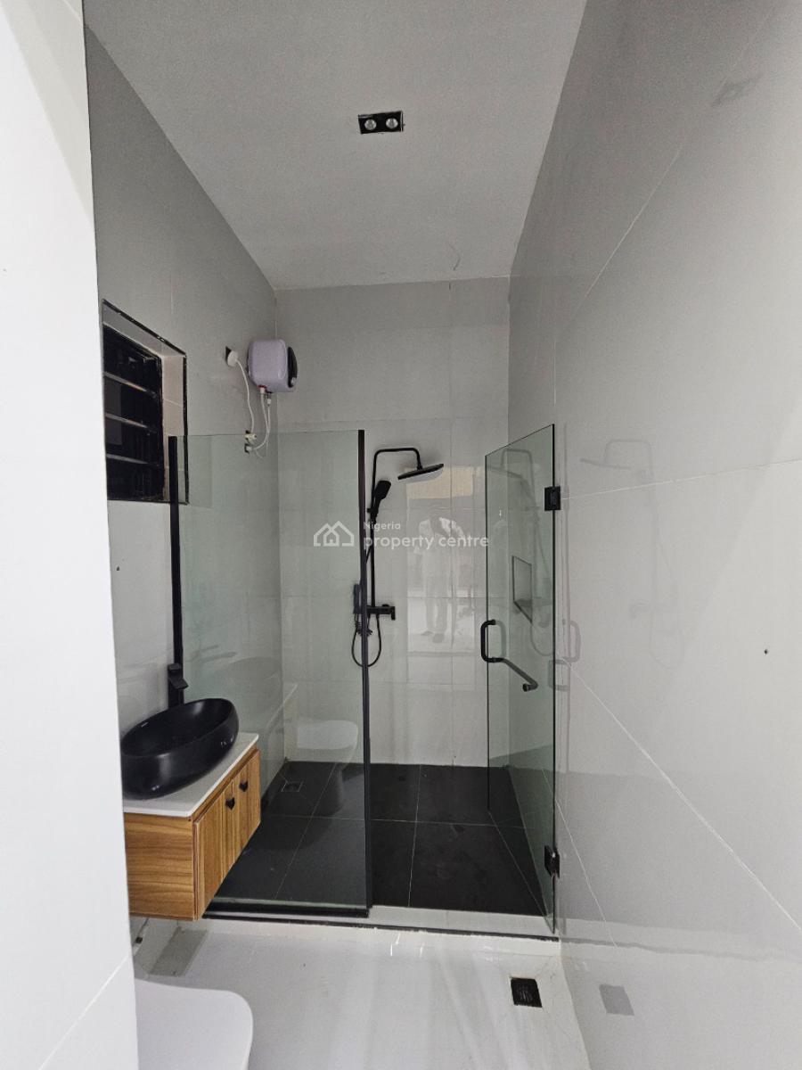 5 Bedrooms Fully Detached Duplex with Bq Swimming Pool and Bq, Ajah, Lagos, Detached Duplex for Sale