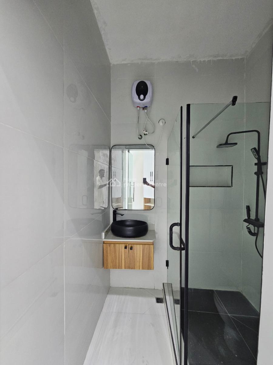 5 Bedrooms Fully Detached Duplex with Bq Swimming Pool and Bq, Ajah, Lagos, Detached Duplex for Sale