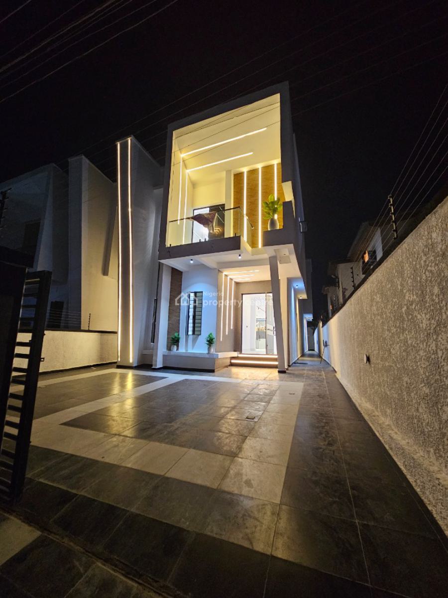 5 Bedrooms Fully Detached Duplex with Bq Swimming Pool and Bq, Ajah, Lagos, Detached Duplex for Sale