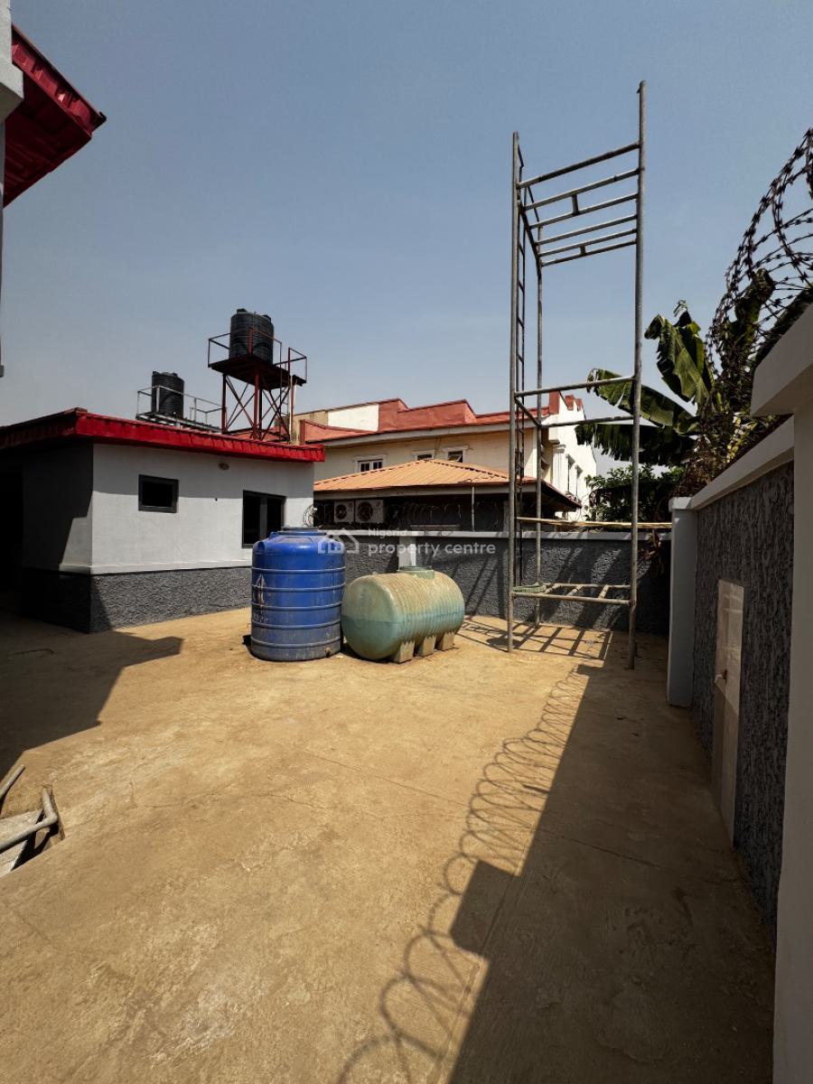 Renovated 4 Bedrooms Semi Detached Duplex with 2 Rooms Bq, Kado, Abuja, Semi-detached Duplex for Sale