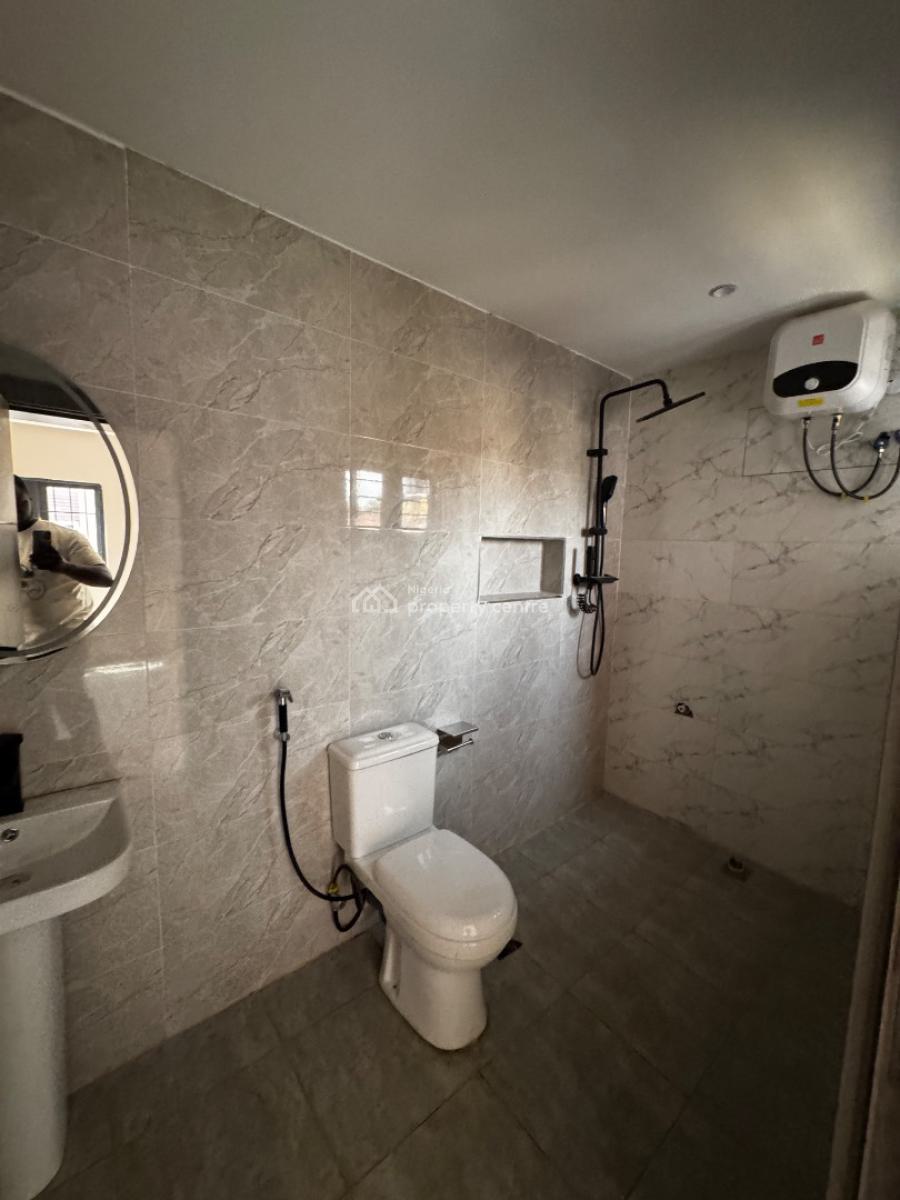 Renovated 4 Bedrooms Semi Detached Duplex with 2 Rooms Bq, Kado, Abuja, Semi-detached Duplex for Sale