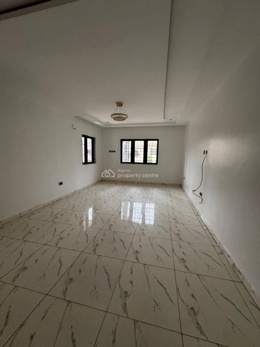 Renovated 4 Bedrooms Semi Detached Duplex with 2 Rooms Bq, Kado, Abuja, Semi-detached Duplex for Sale