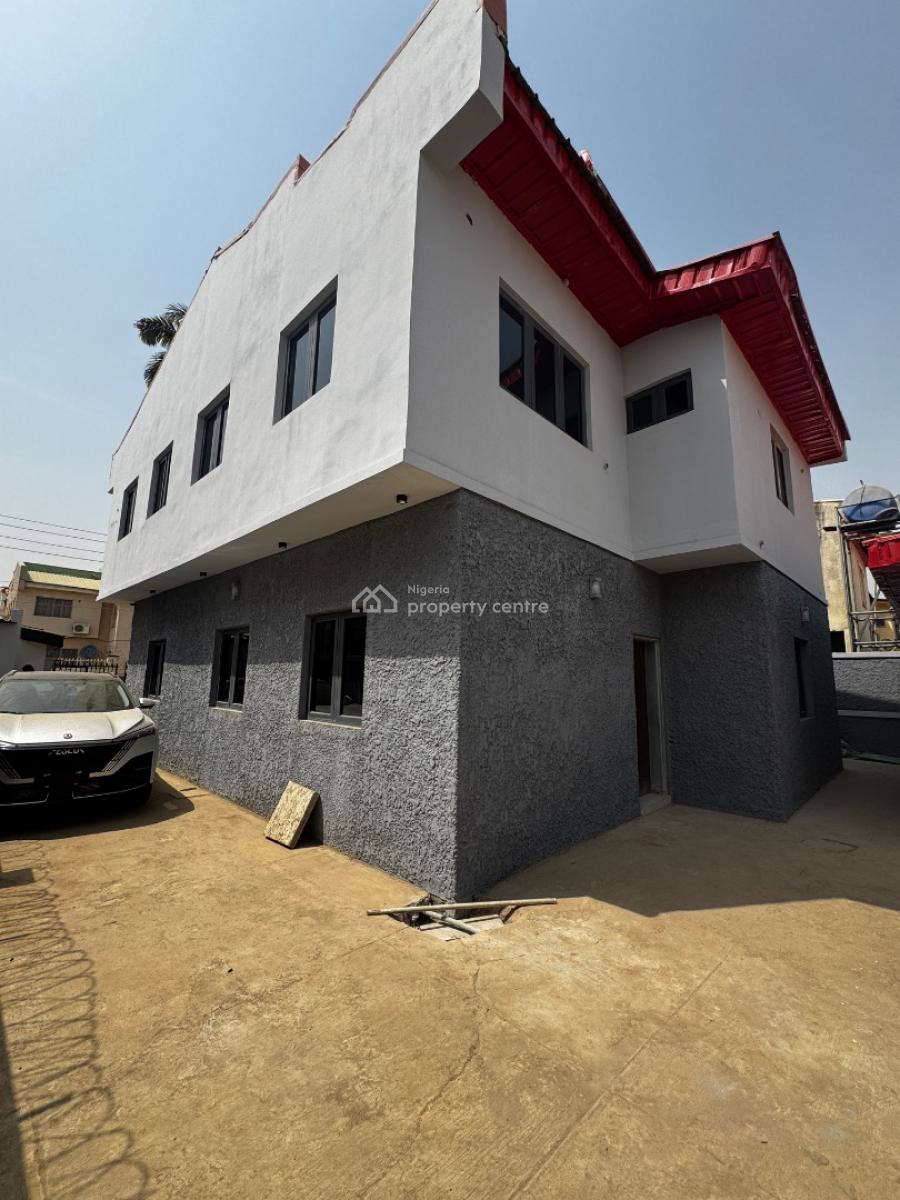 Renovated 4 Bedrooms Semi Detached Duplex with 2 Rooms Bq, Kado, Abuja, Semi-detached Duplex for Sale