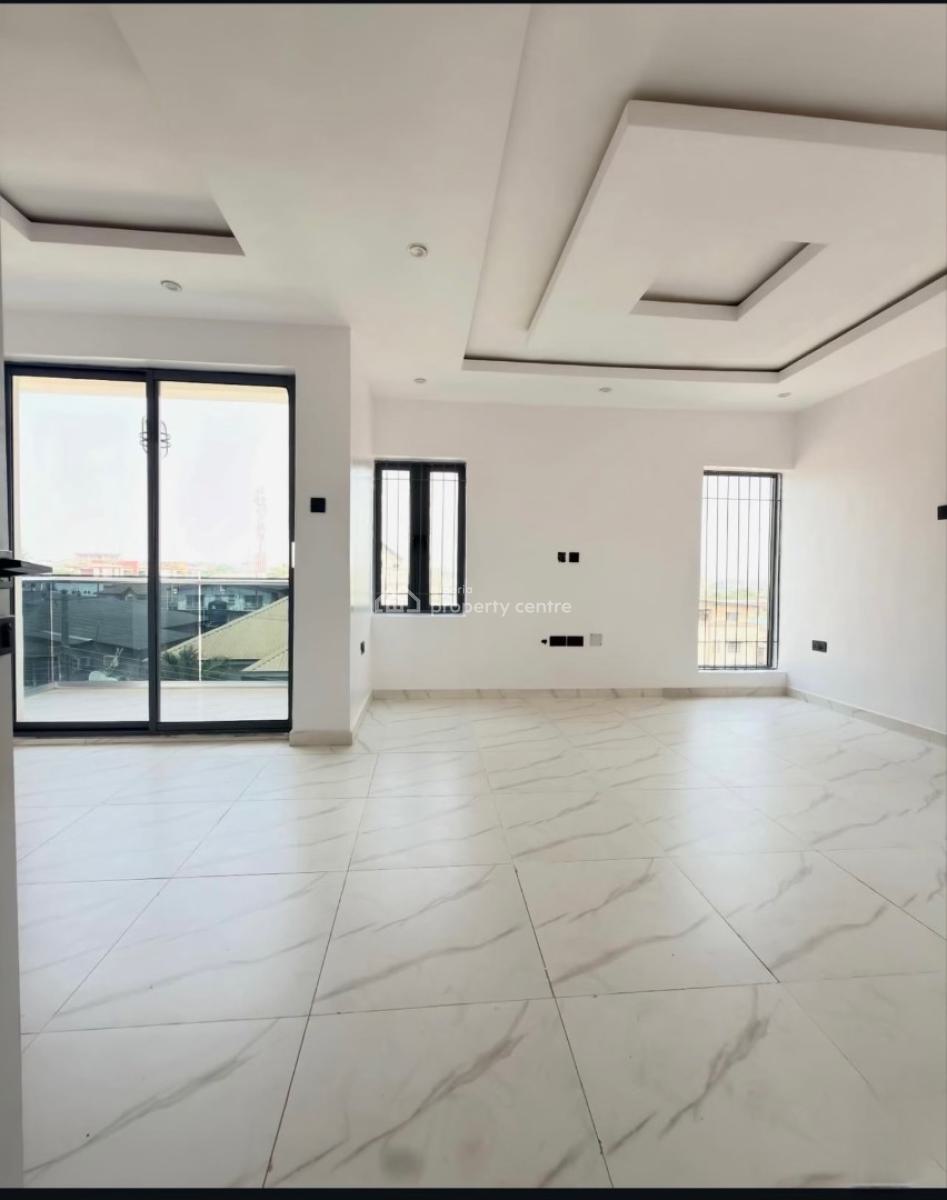 4 Bedroom Duplex Self Compound with a Bq, Obanikoro, Shomolu, Lagos, Detached Duplex for Sale