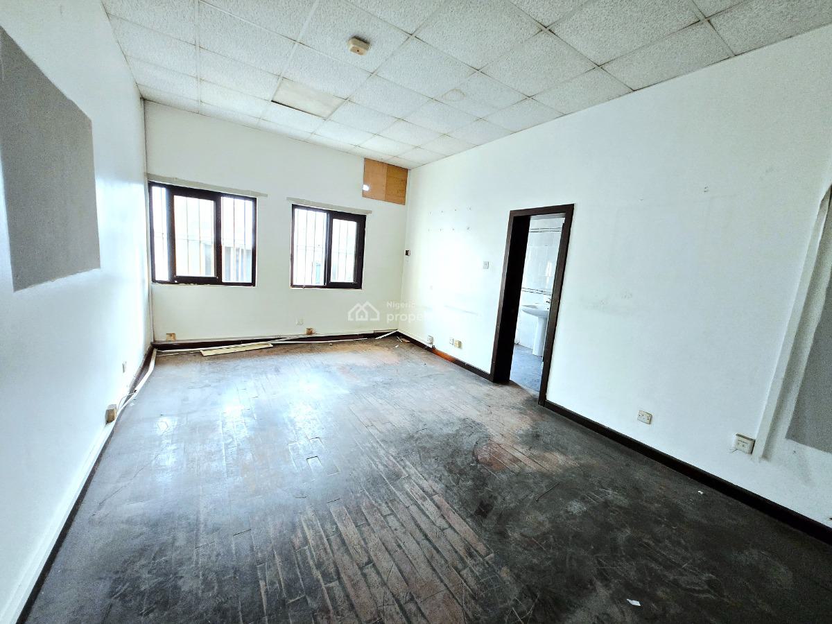 Commercial Space, Lekki Phase 1, Lekki, Lagos, Office Space for Rent