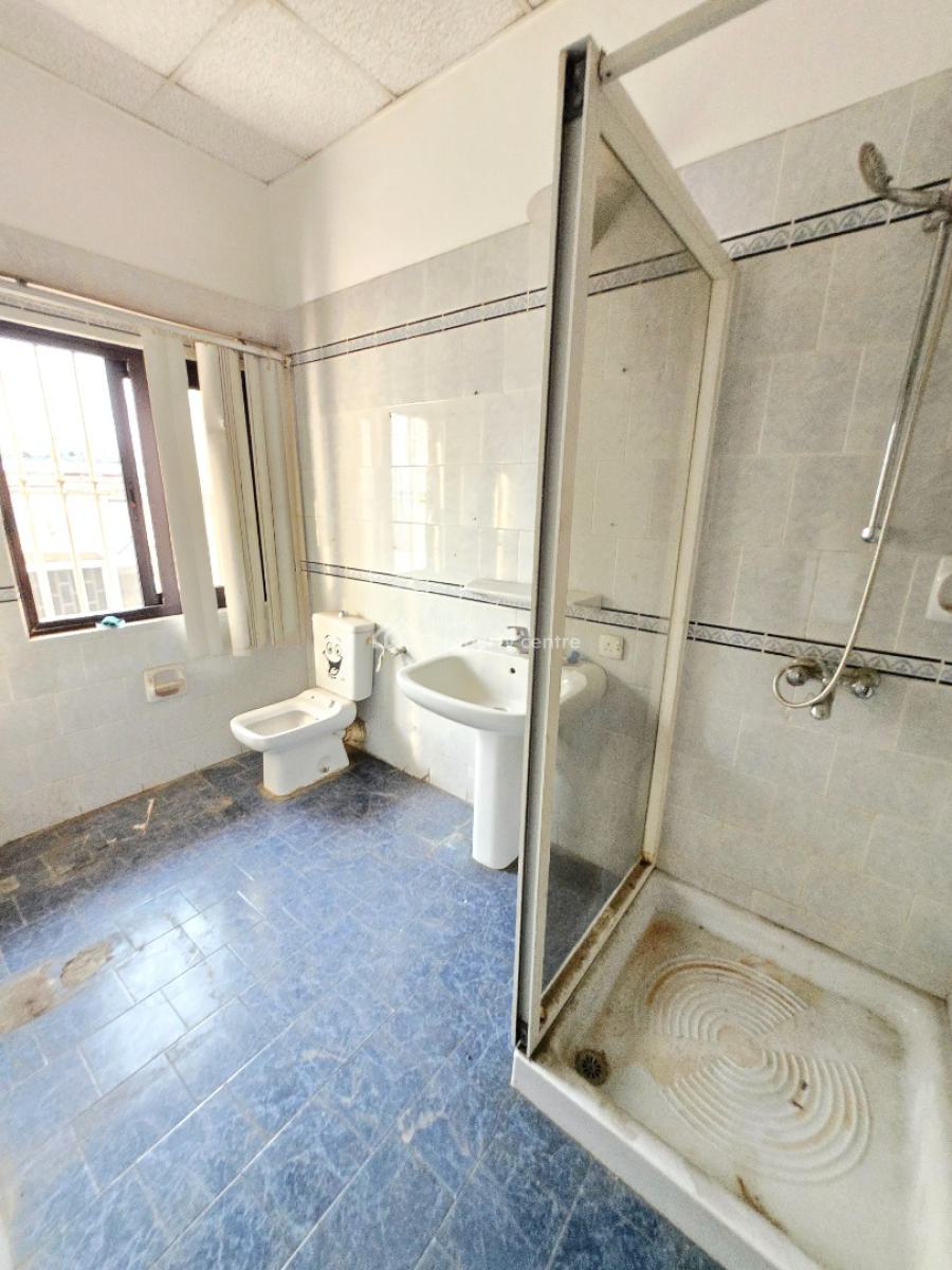 Commercial Space, Lekki Phase 1, Lekki, Lagos, Office Space for Rent