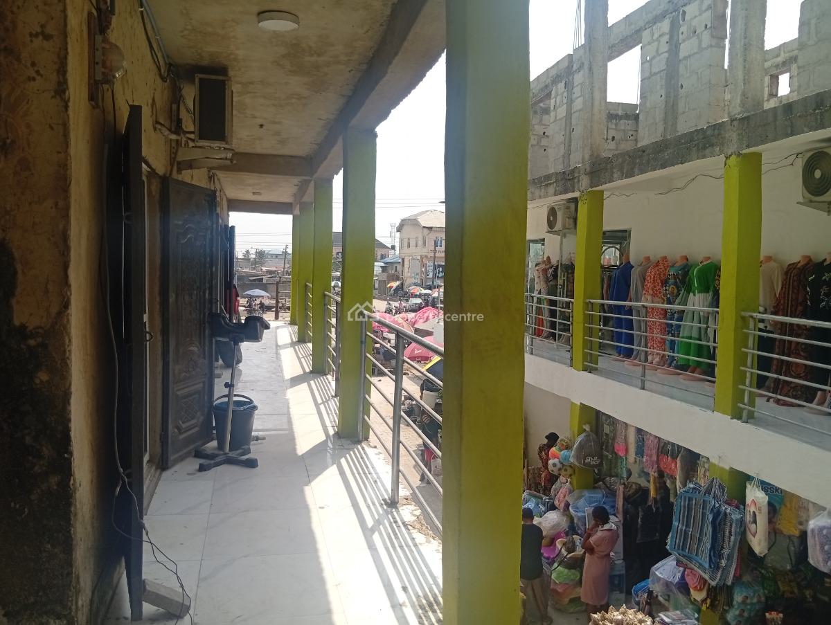 Double Shops, School Gate Road, Lakowe, Ibeju Lekki, Lagos, Plaza / Complex / Mall for Sale