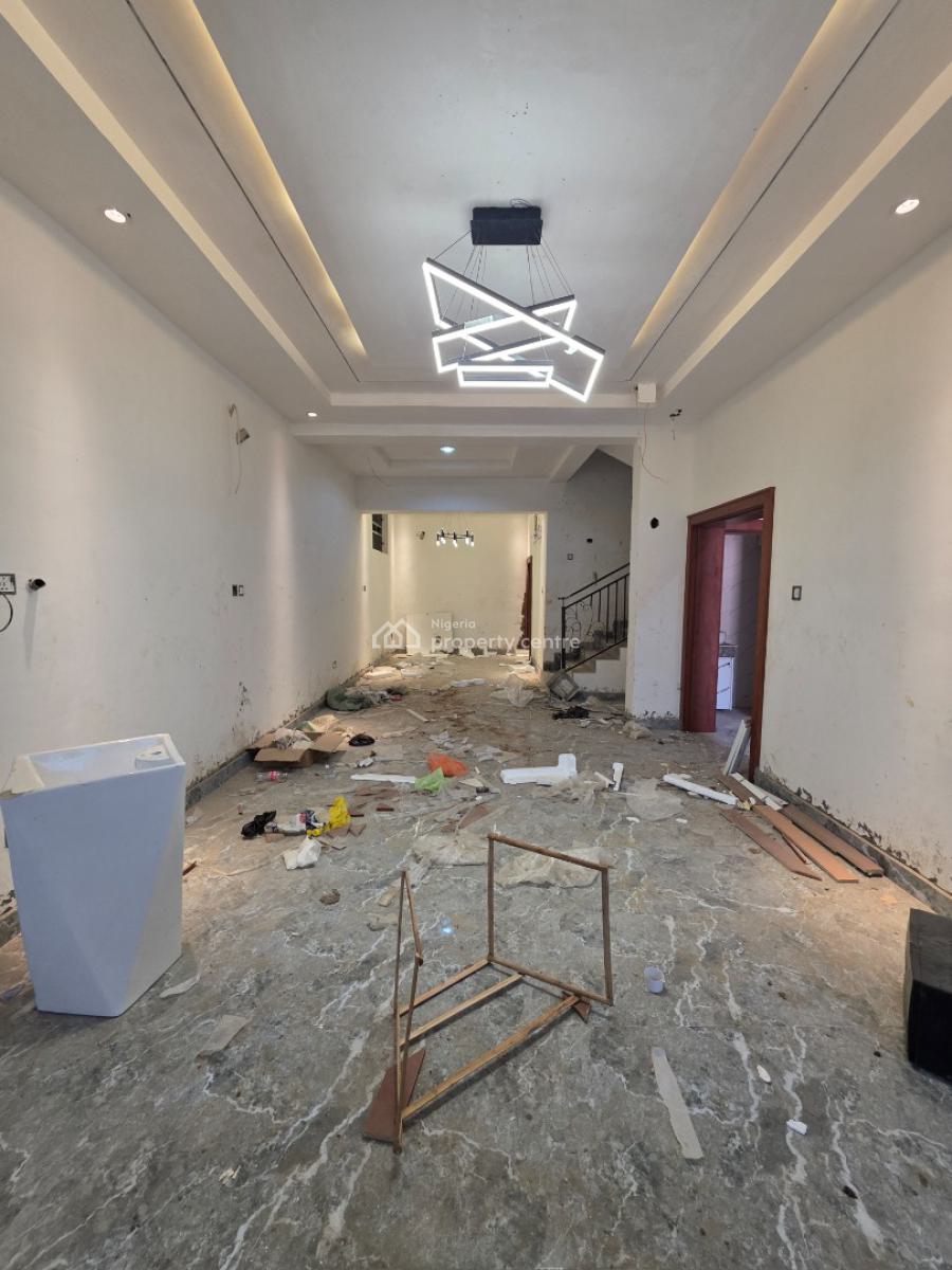 Massive 4 Bedroom Terrace Duplex with Bq, By Coza Church, Guzape District, Abuja, Terraced Duplex for Sale