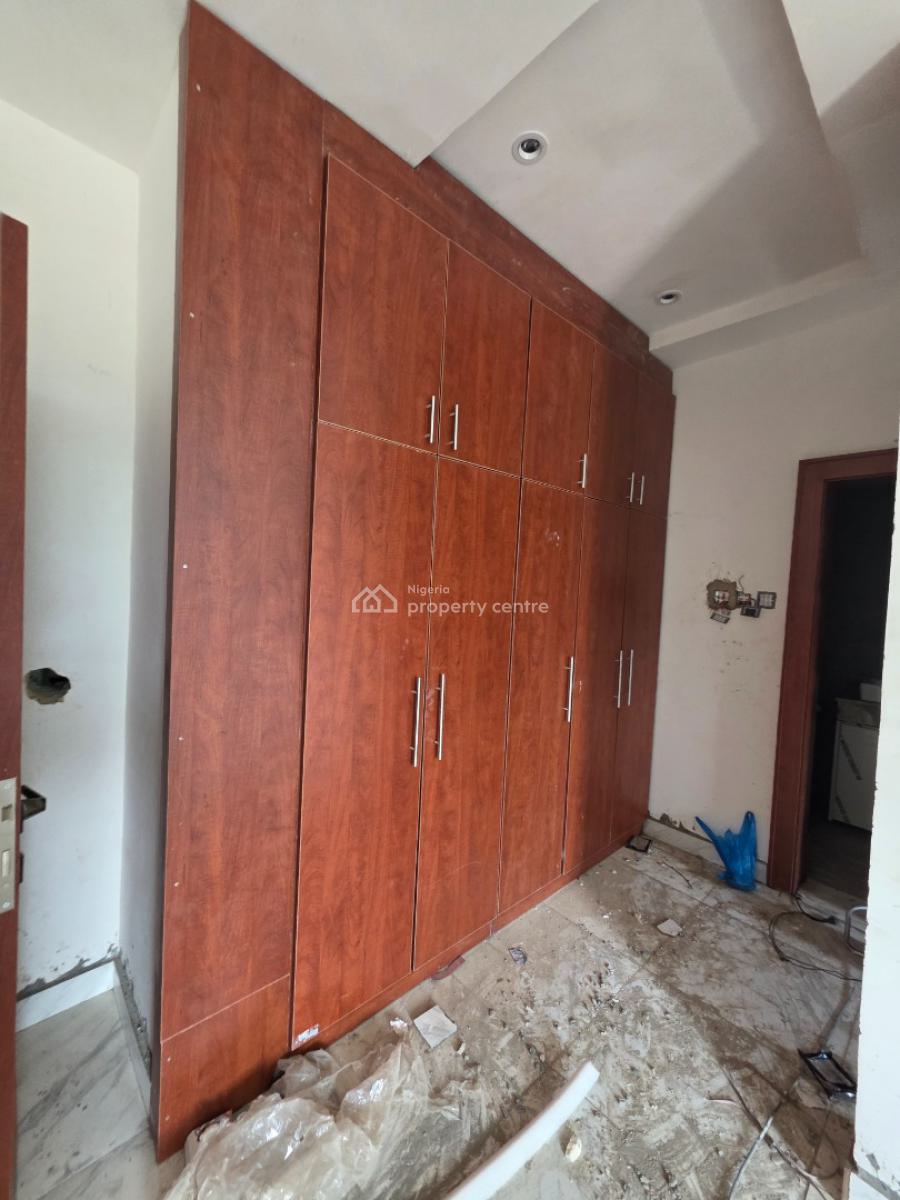 Massive 4 Bedroom Terrace Duplex with Bq, By Coza Church, Guzape District, Abuja, Terraced Duplex for Sale