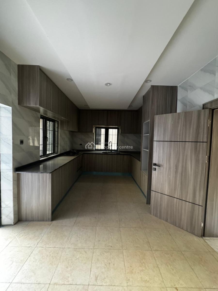 a Tastefully Renovated Semi Detached Duplex & 2 Rooms Bq, Kado, Abuja, Semi-detached Duplex for Sale