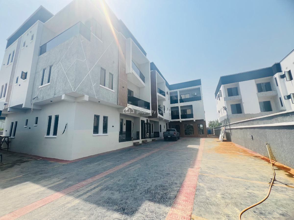 2 Bedroom Apartment, By Abraham Adesanya, Lekki Phase 2, Lekki, Lagos, Flat / Apartment for Sale