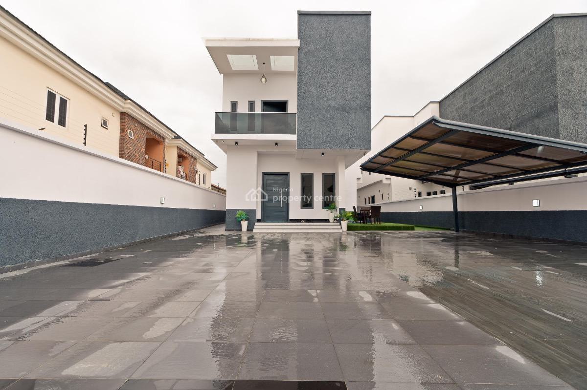 Luxurious 5 Bedroom Self-compound with a Private Pool and Snooker, Lekki Phase 1, Lekki, Lagos, Detached Duplex Short Let