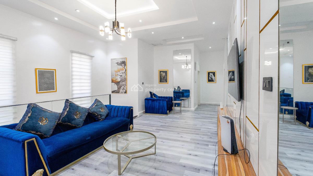 Luxurious 5 Bedroom Self-compound with a Private Pool and Snooker, Lekki Phase 1, Lekki, Lagos, Detached Duplex Short Let