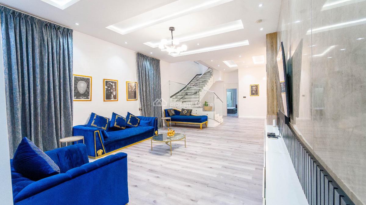 Luxurious 5 Bedroom Self-compound with a Private Pool and Snooker, Lekki Phase 1, Lekki, Lagos, Detached Duplex Short Let