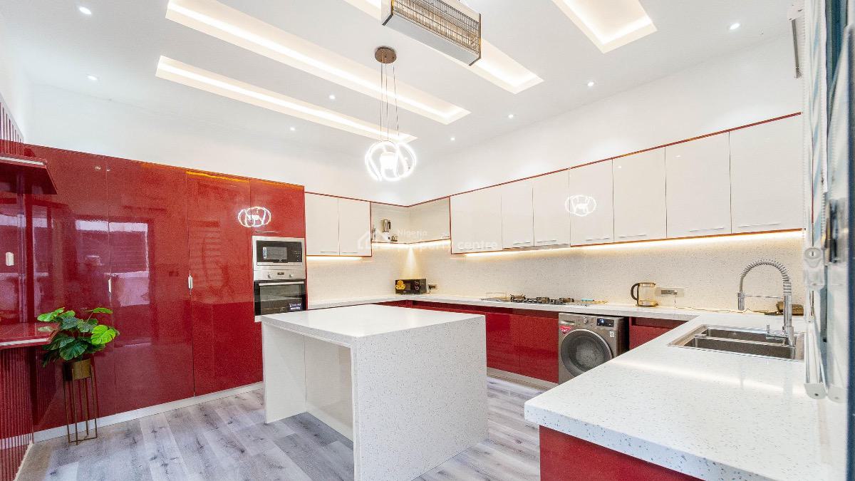 Luxurious 5 Bedroom Self-compound with a Private Pool and Snooker, Lekki Phase 1, Lekki, Lagos, Detached Duplex Short Let