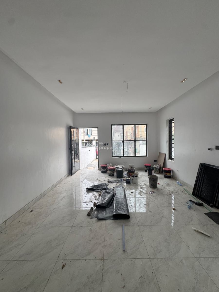 Beautifully Built 4 Bedroom Semi Detached Duplex in a Well Secured Estate, Chevron, Lekki Phase 2, Lekki, Lagos, Semi-detached Duplex for Sale